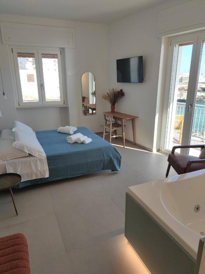 Sfumature D'Amare Hotel Монополи Екстериор снимка